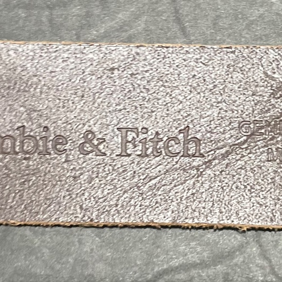 Abercrombie & Fitch Cream Belt with Silver Buckle - Picture 10 of 11